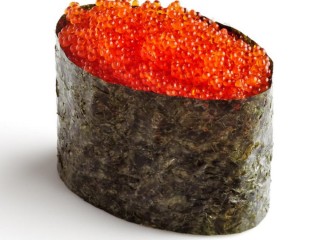 Суши с оранжевой тобико в Рузе